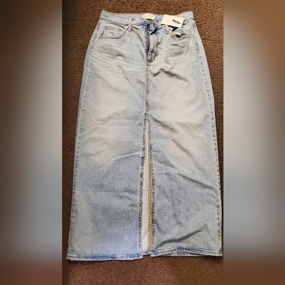 Universal Thread Jean Skirt